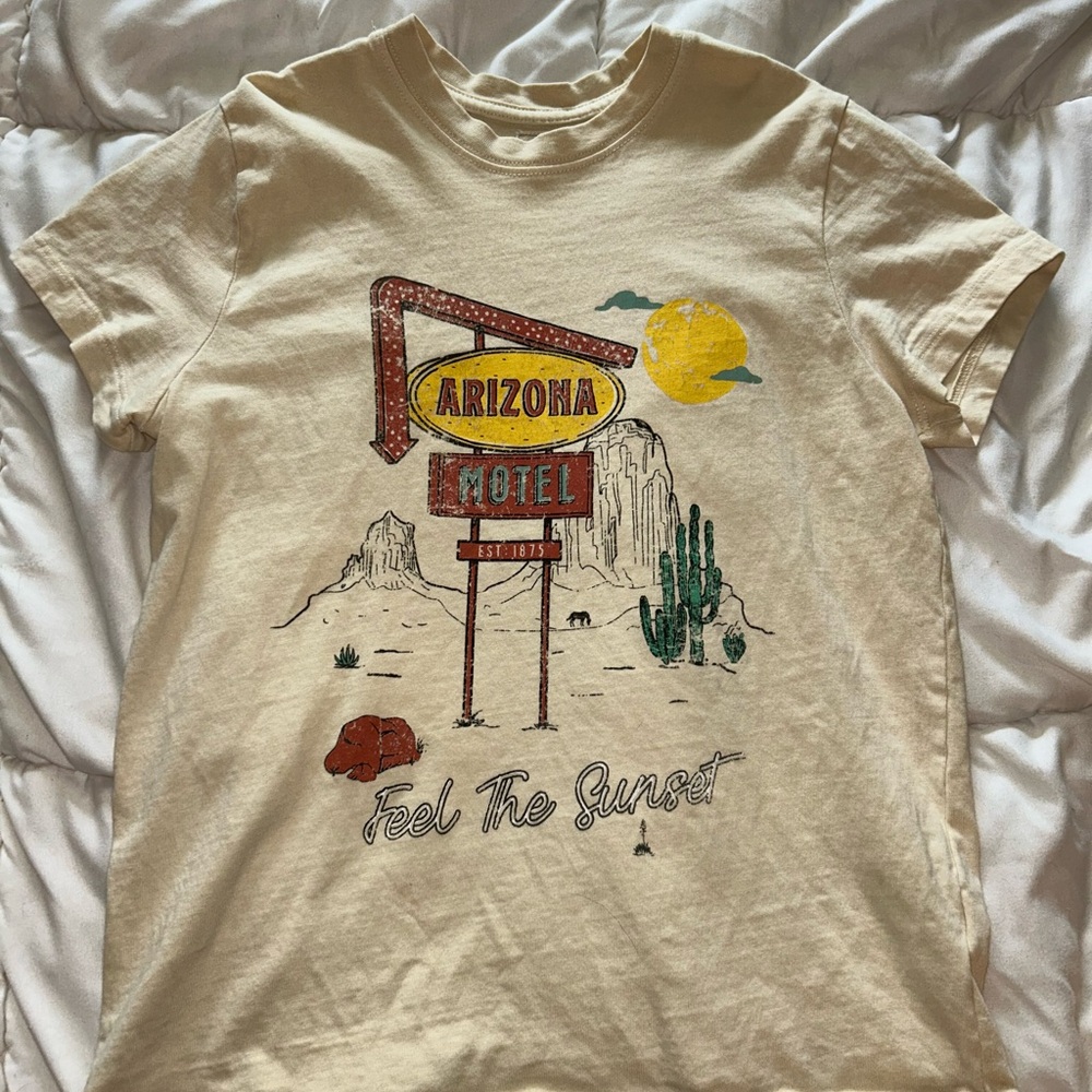 Arizona Motel Graphic T-Shirt